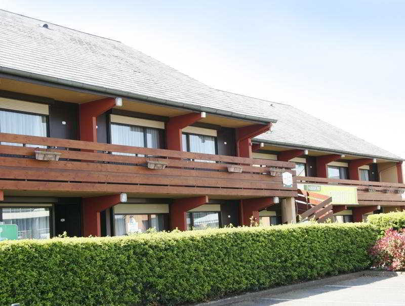 Campanile Poitiers Chasseneuil Hotel 4*